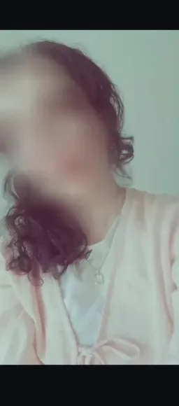 Cecilie, 27