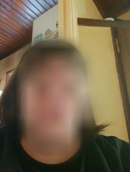 Emilia, 39