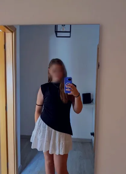 Louise, 18